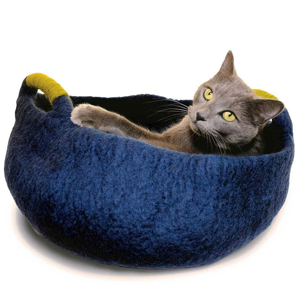 Dharma Dog Karma Cat Handle Basket for Cats & Small Dogs